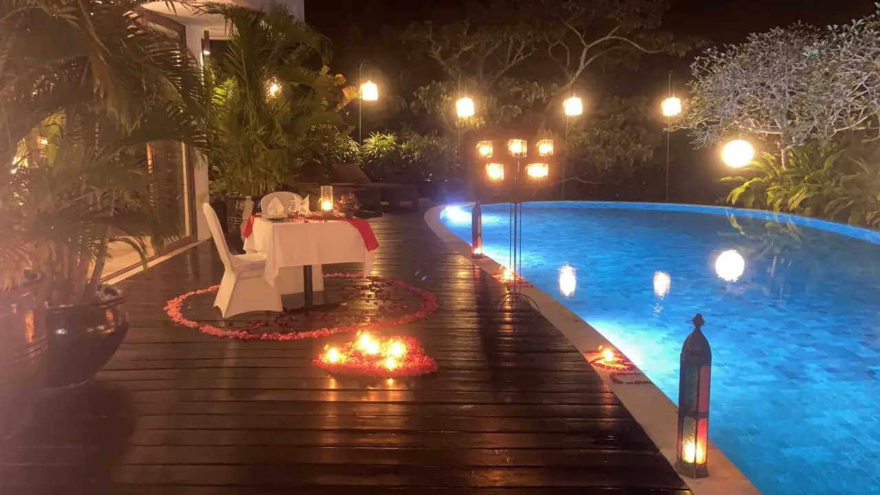 Romantic Candle Light Dinner GK